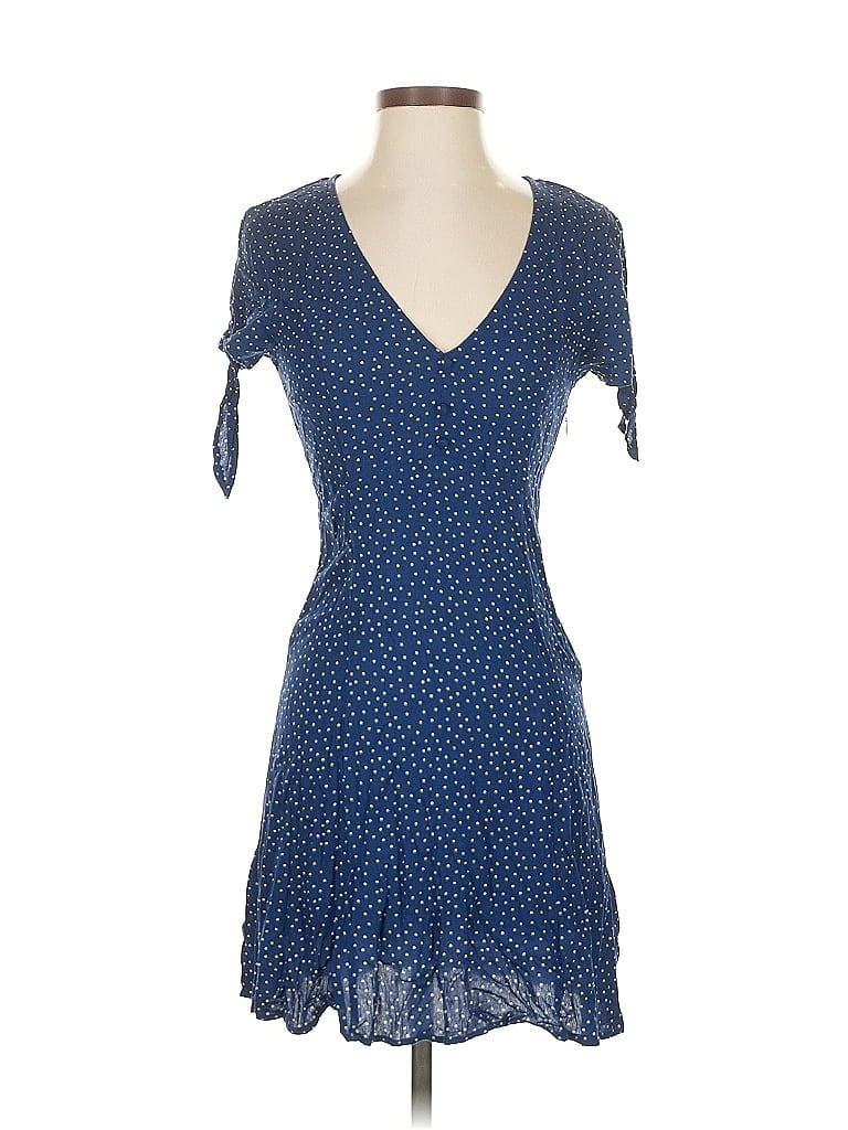 Pre-owned Divided By H&m Casual Dress In Blue
