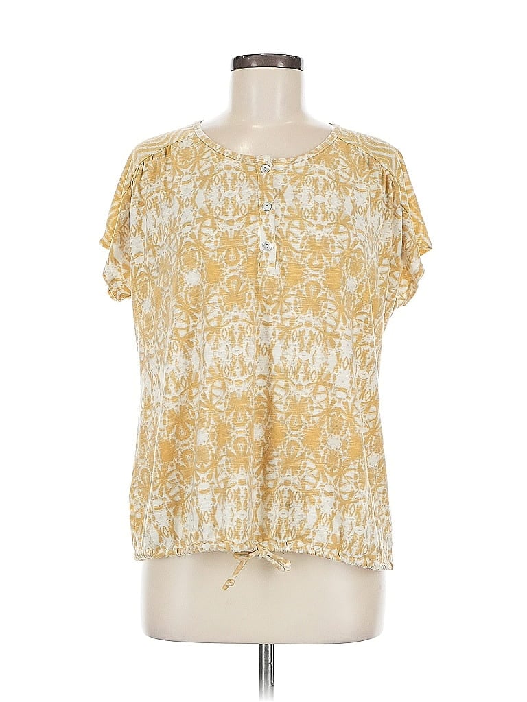 Pre-owned Cato Short Sleeve T-shirt In Gold