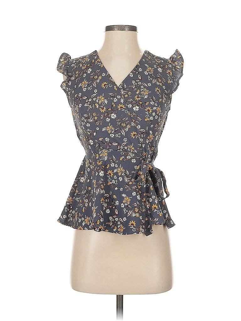 Pre-owned Monteau Sleeveless Blouse In Blue