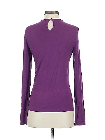 Bill Blass Long Sleeve T-Shirt (view 2)