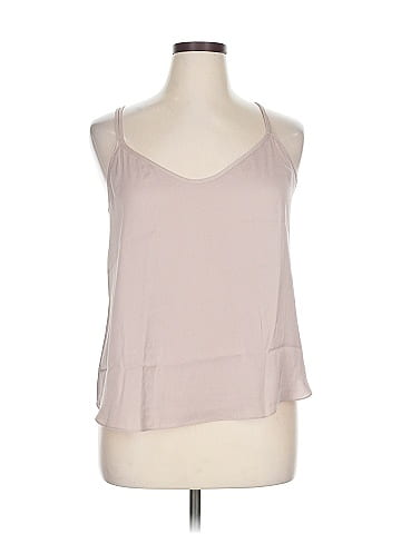 Barefoot Dreams Tank Top (view 1)