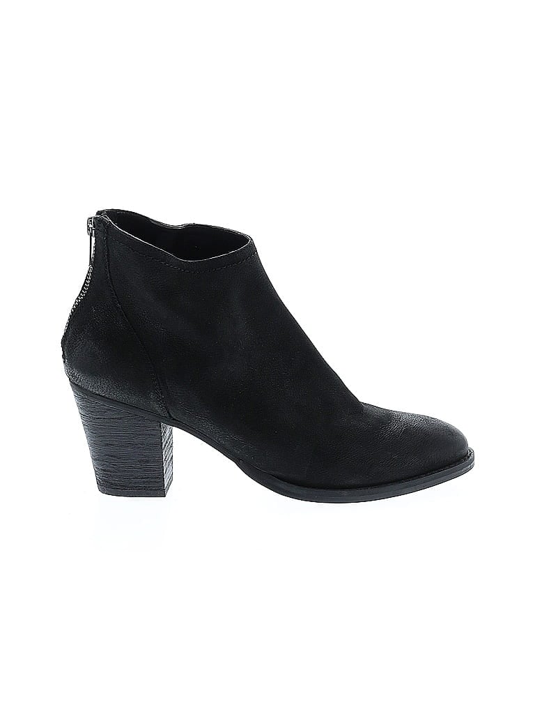 Pre-owned Steve Madden Ankle Boots In Black