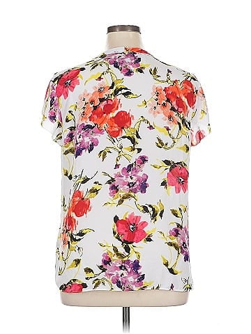 Liz Claiborne Career Short Sleeve Blouse (view 2)