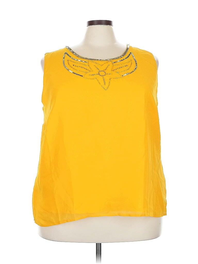 Pre-owned Ashro Sleeveless Blouse In Yellow