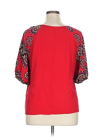 Emery Rose 3/4 Sleeve Top (view 2)