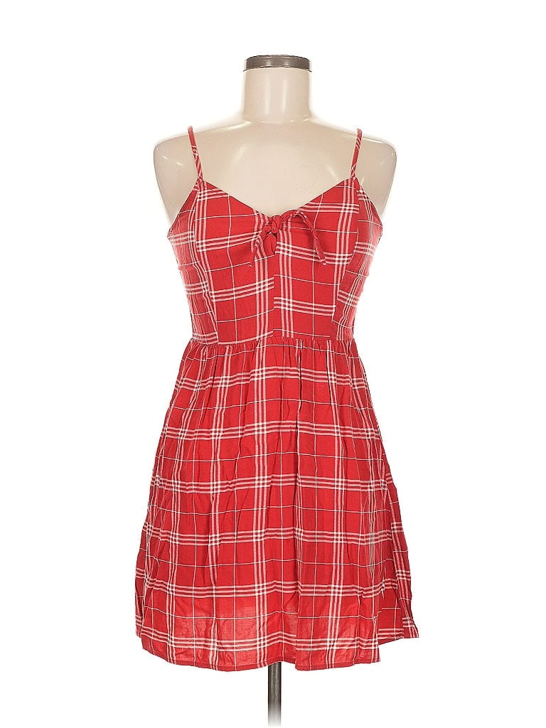 Pre-owned Divided By H&m Casual Dress In Red