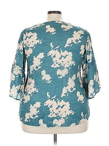 New Directions 3/4 Sleeve Blouse (view 2)