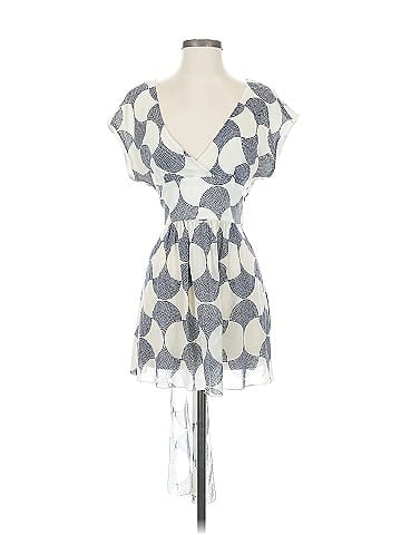 Trina Turk Kimono (view 1)