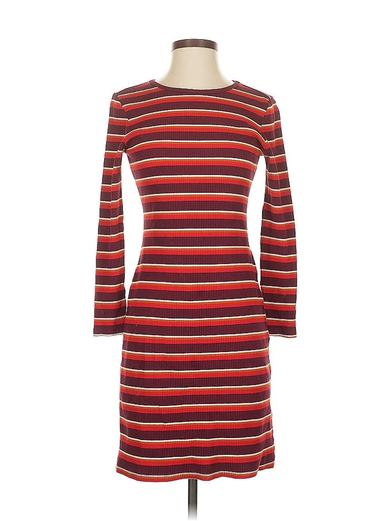 Pre-owned Old Navy Casual Dress In Red