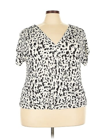 Jennifer Lopez Short Sleeve Blouse (view 1)