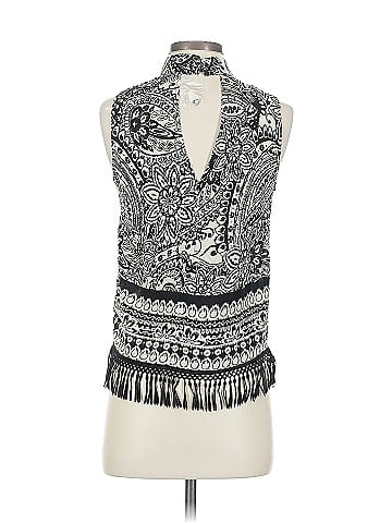 She + Sky Sleeveless Blouse (view 2)