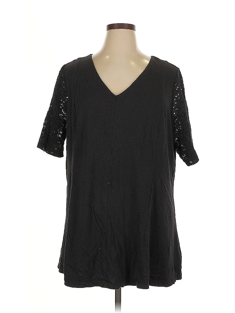 Pre-owned D&co. Short Sleeve Top Black V Neck Tops