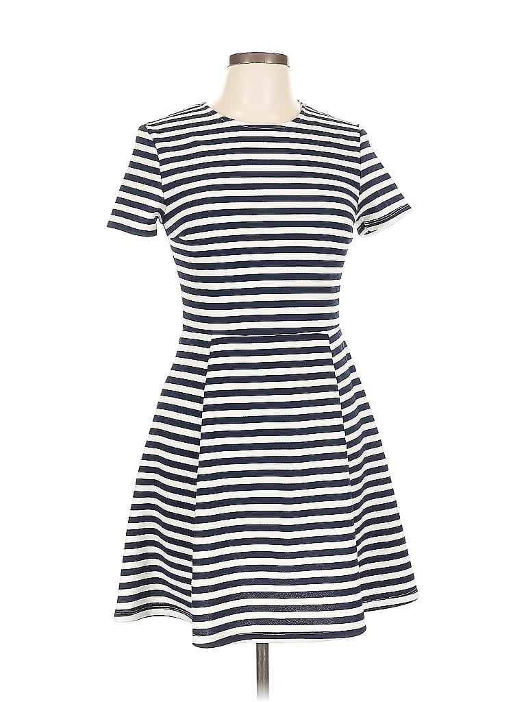 Pre-owned Divided By H&m Casual Dress In White