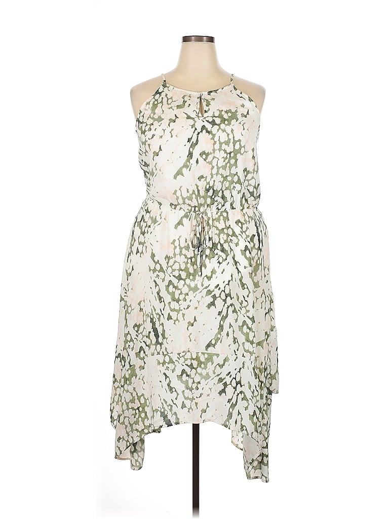 Pre-owned Mossimo Cocktail Dress In White