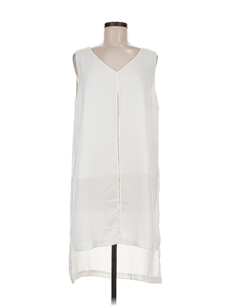 Pre-owned Soft Surroundings Sleeveless Blouse In White