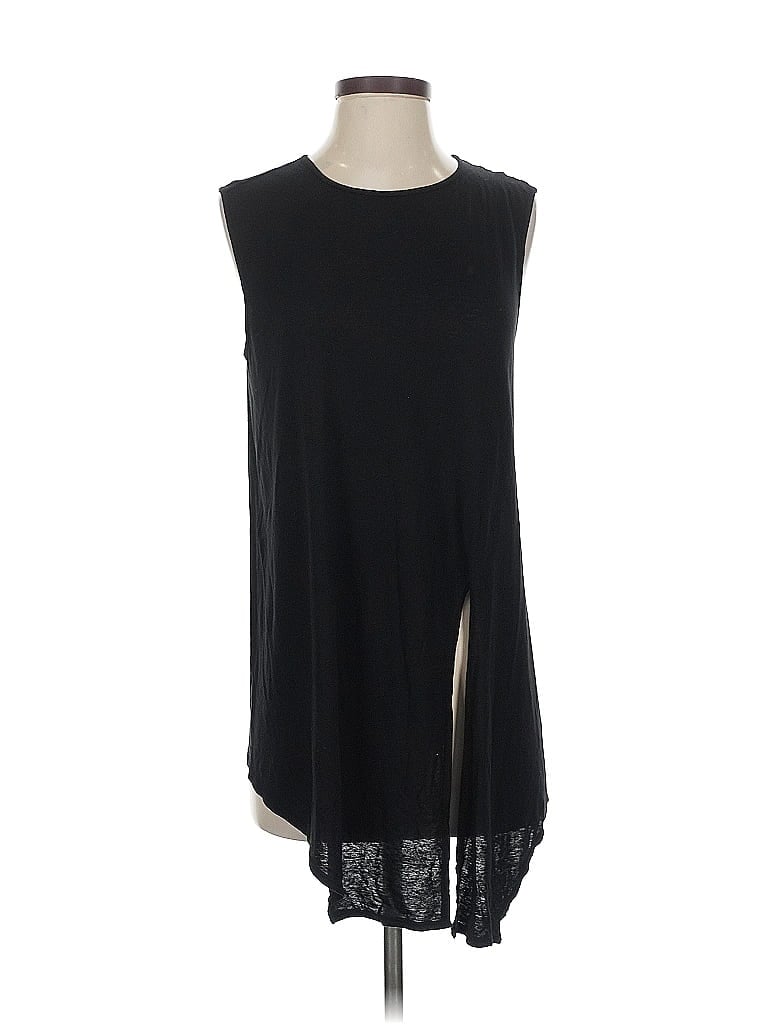 TROUVE Pre-owned Sleeveless T-shirt In Black