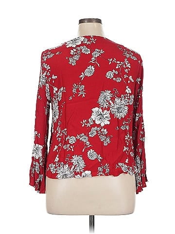 Karen Kane 3/4 Sleeve Blouse (view 2)
