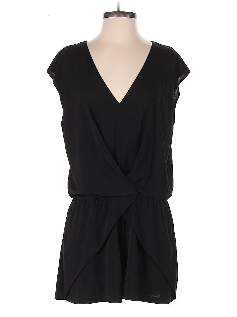 Pre-owned Bcbgeneration Romper In Black