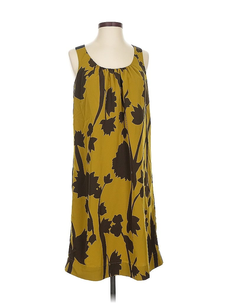 Pre-owned Simply Vera Vera Wang Casual Dress In Yellow