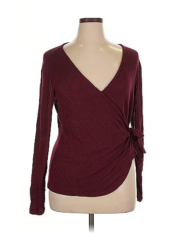 24/7 Maurices Long Sleeve T-Shirt (view 1)
