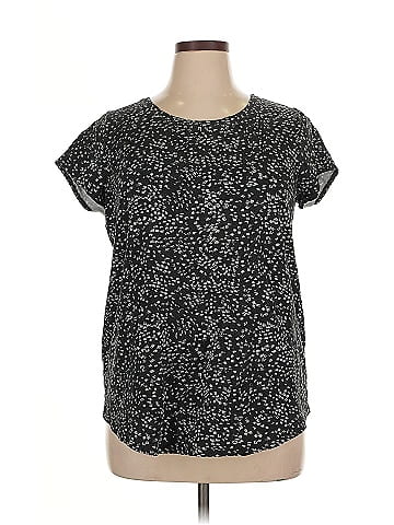 Zenergy by Chico's Short Sleeve T-Shirt (view 1)
