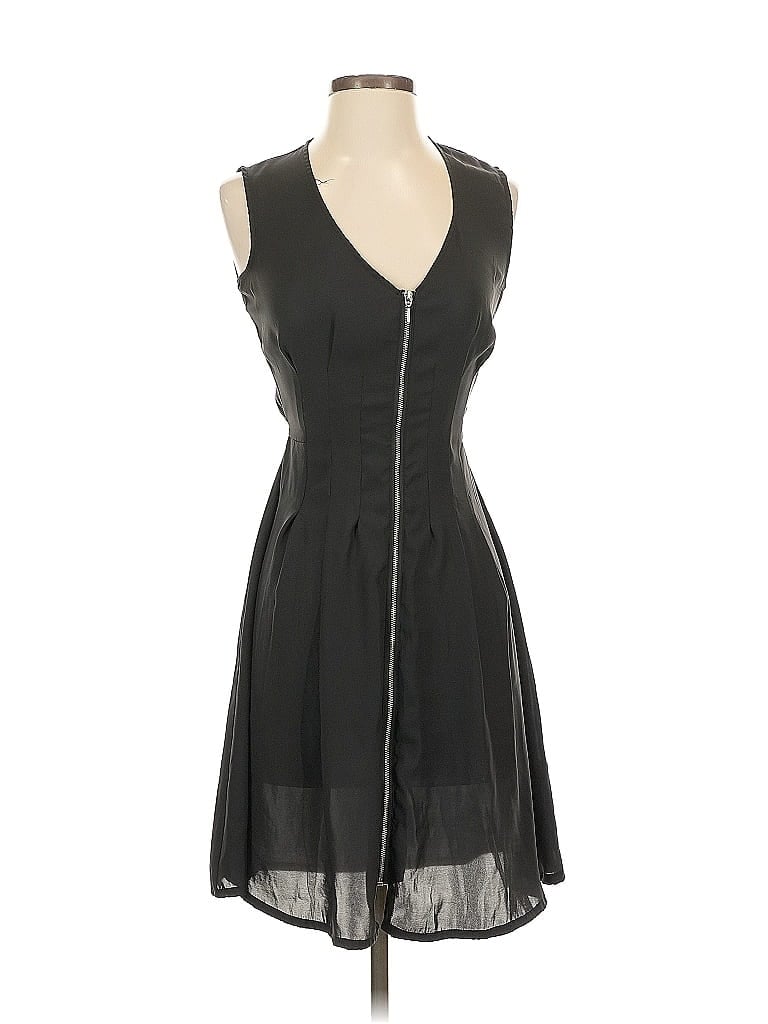 Pre-owned H&m Cocktail Dress In Black