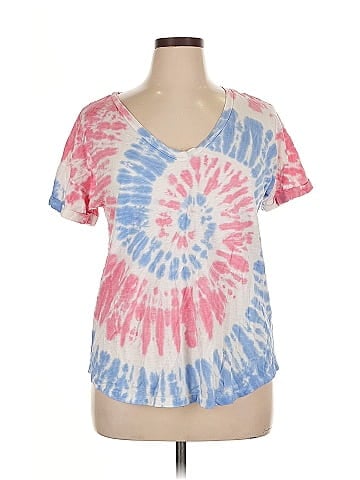 24/7 Maurices Short Sleeve T-Shirt (view 1)