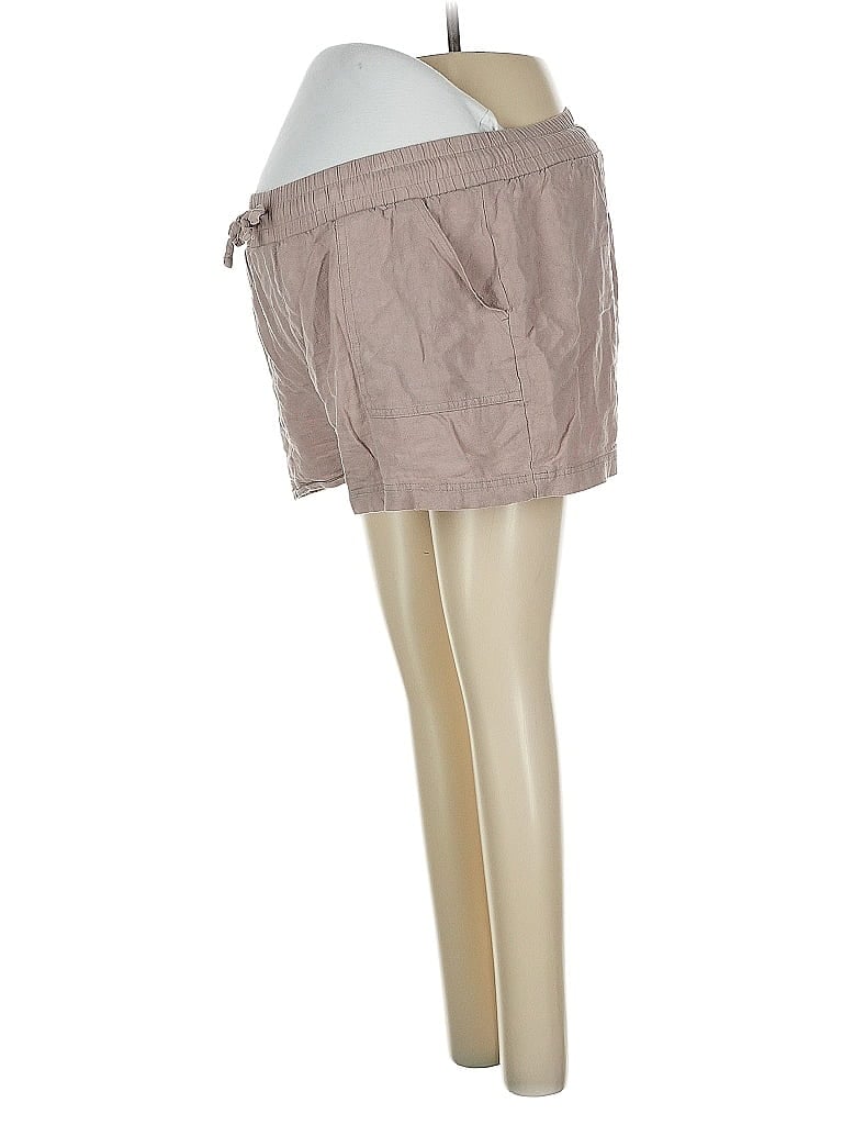 Click to view more detailed imagery on our partner's website Pre-owned Ingrid & Isabel Khaki Shorts In Brown