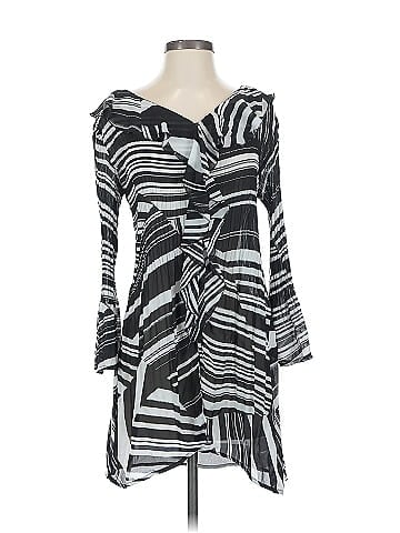 Sunny Leigh Casual Dress (view 1)
