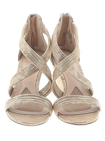 Isola Wedges (view 2)