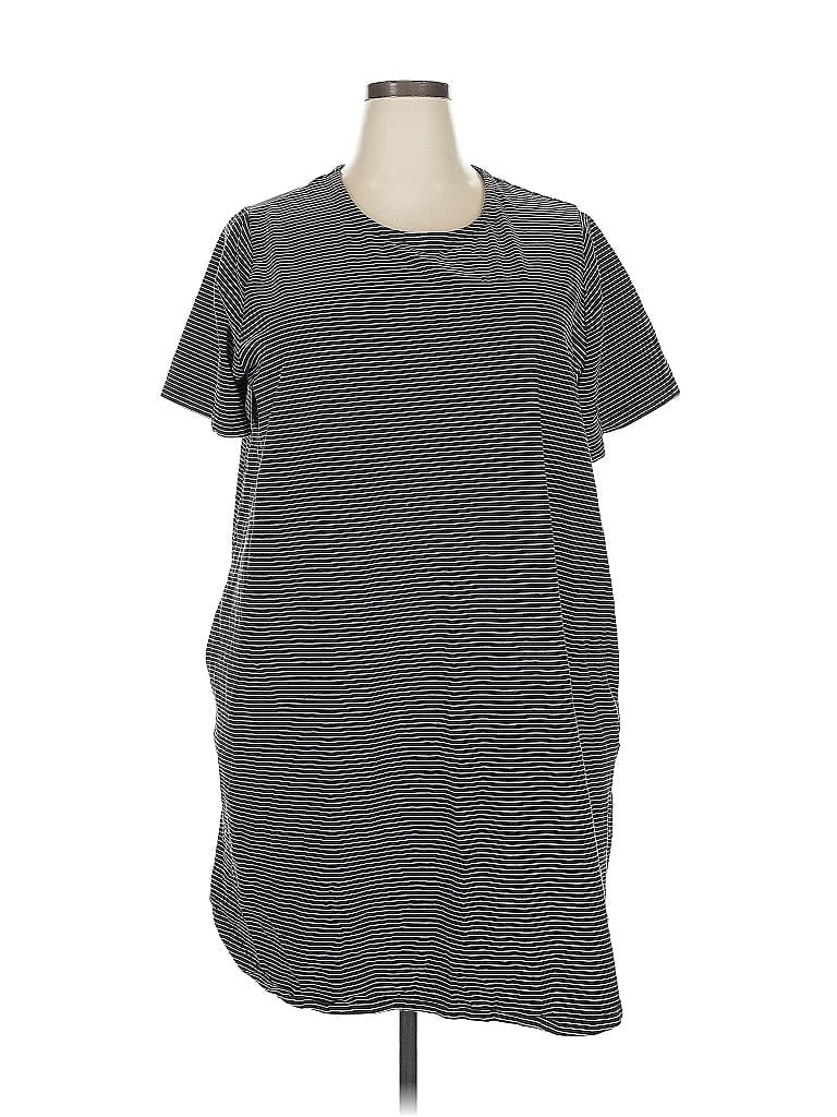 Pre-owned Terra & Sky Casual Dress In Gray