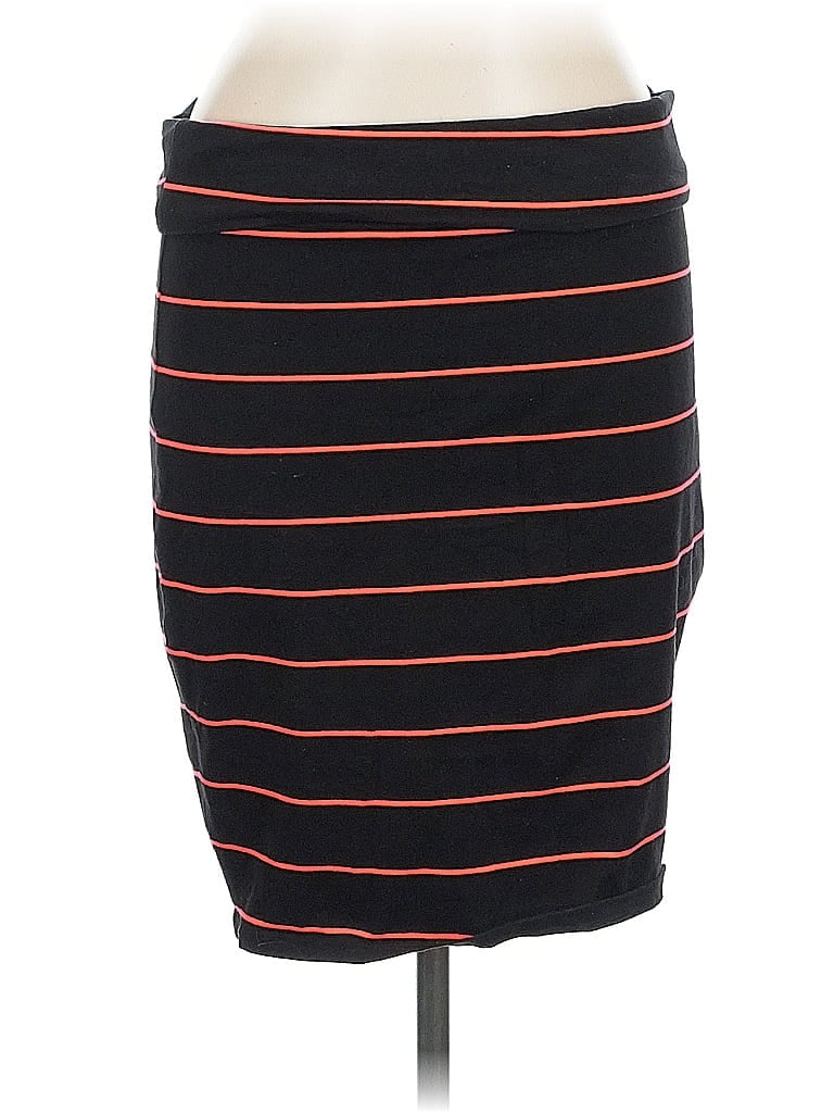Pre-owned Torrid Casual Skirt In Black