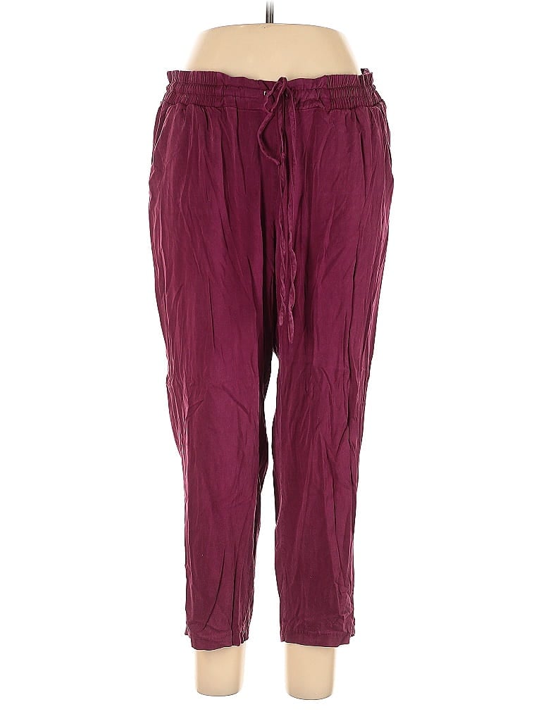 Pre-owned Torrid Casual Pants In Burgundy