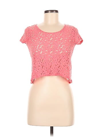 Delia's Short Sleeve Top (view 1)