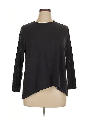 Lululemon Athletica 3/4 Sleeve T-Shirt (view 1)