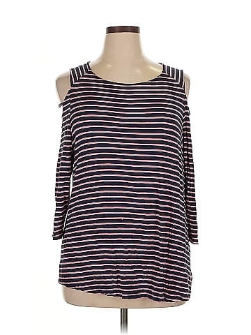 24/7 Maurices 3/4 Sleeve T-Shirt (view 1)