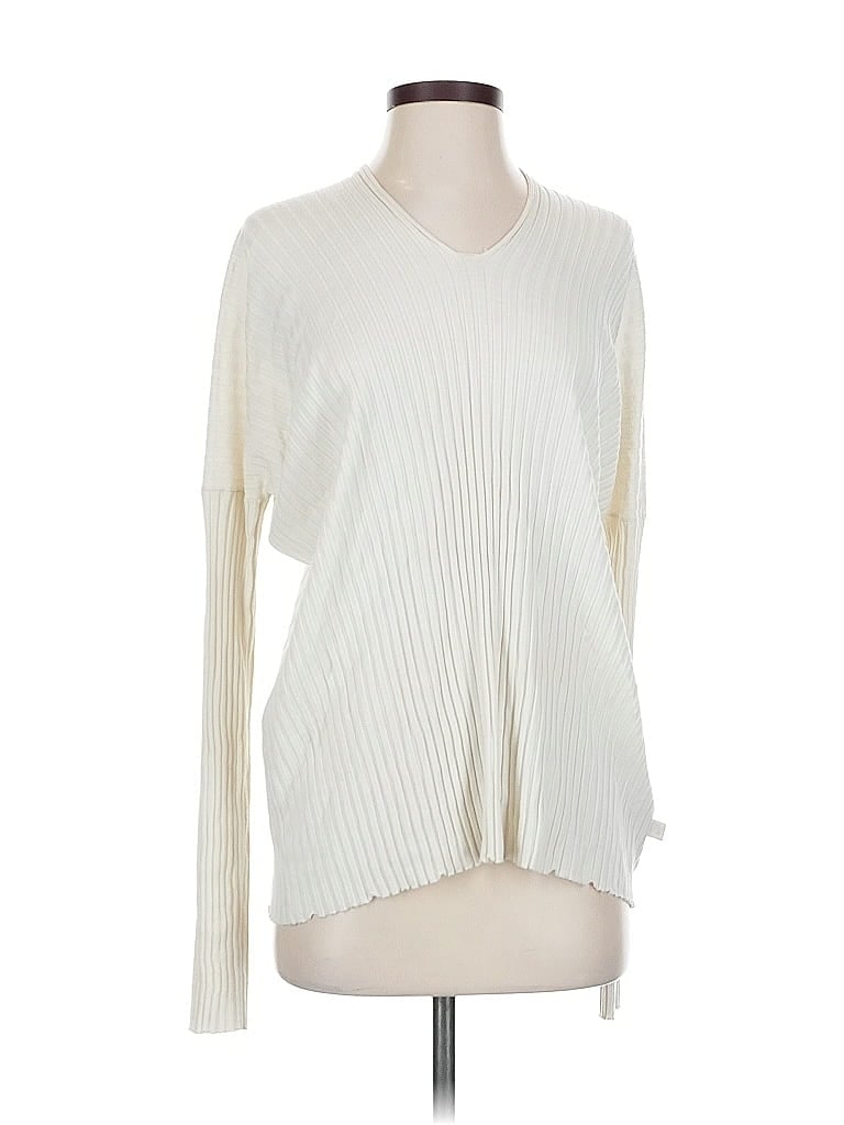 Click to view more detailed imagery on our partner's website Pre-owned Bottega Veneta Pullover Sweater In White