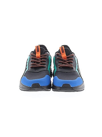 Puma Sneakers (view 2)