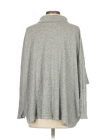 Self Contrast Poncho (view 2)