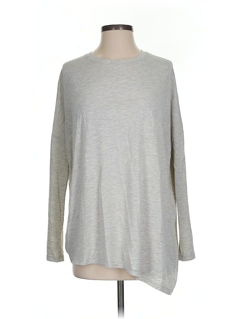 Pre-owned Athleta 3/4 Sleeve T-shirt In Gray