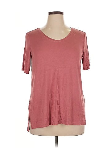 24/7 Maurices Short Sleeve T-Shirt (view 1)