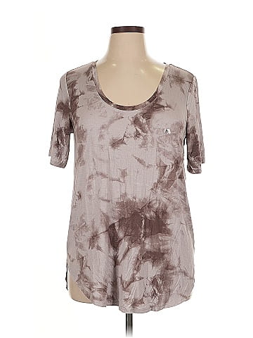 24/7 Maurices Short Sleeve T-Shirt (view 1)