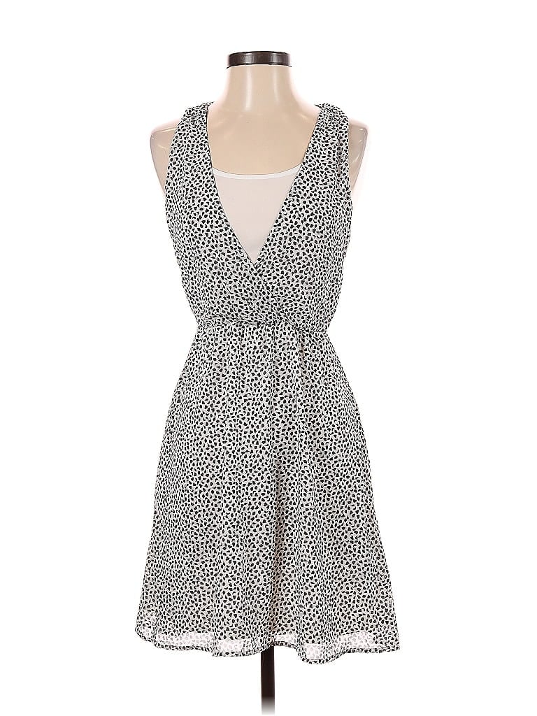 Pre-owned H&m Casual Dress In Gray