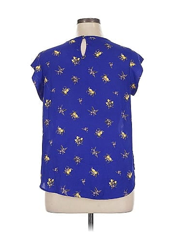Alice Blue Short Sleeve Blouse (view 2)