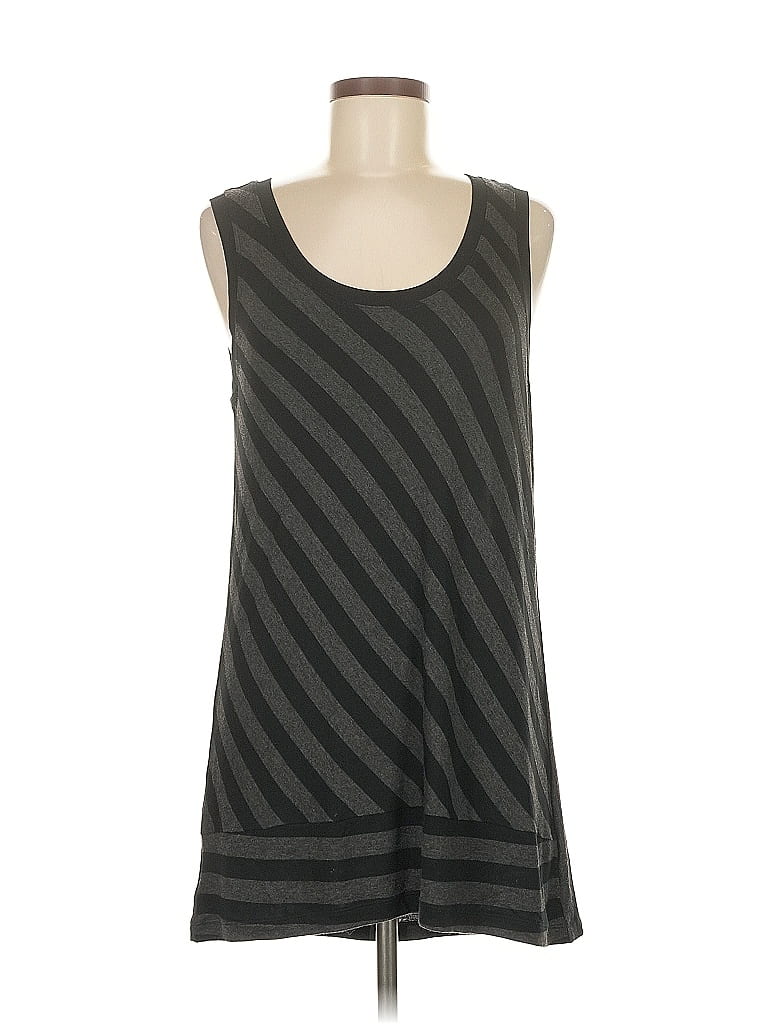Click to view more detailed imagery on our partner's website Pre-owned Cabi Sleeveless T-shirt In Gray