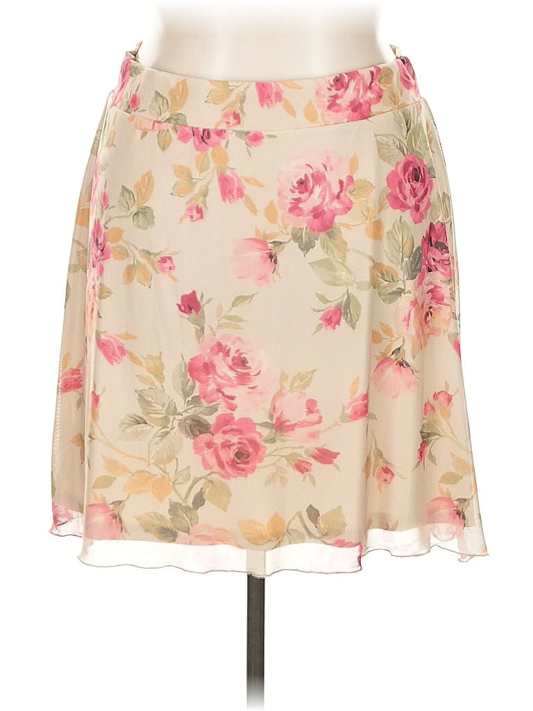 Pre-owned Torrid Casual Skirt In White