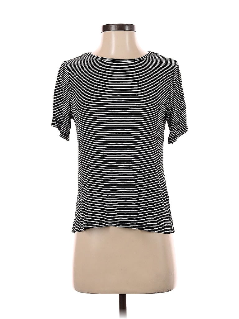 Pre-owned Altar'd State Short Sleeve T-shirt In Gray