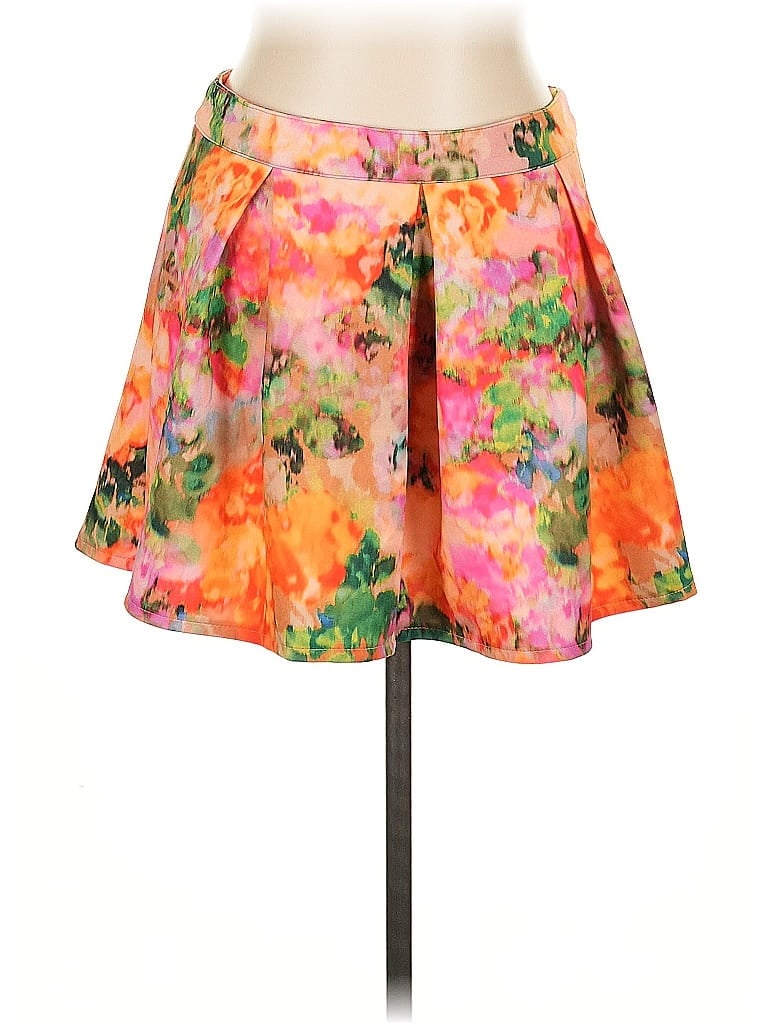 Click to view more detailed imagery on our partner's website Pre-owned Aéropostale Casual Skirt In Orange