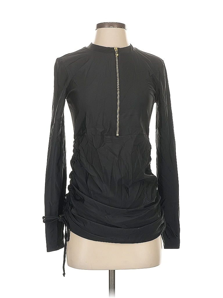 Click to view more detailed imagery on our partner's website Pre-owned Mott50 Long Sleeve Top Black Turtleneck Tops