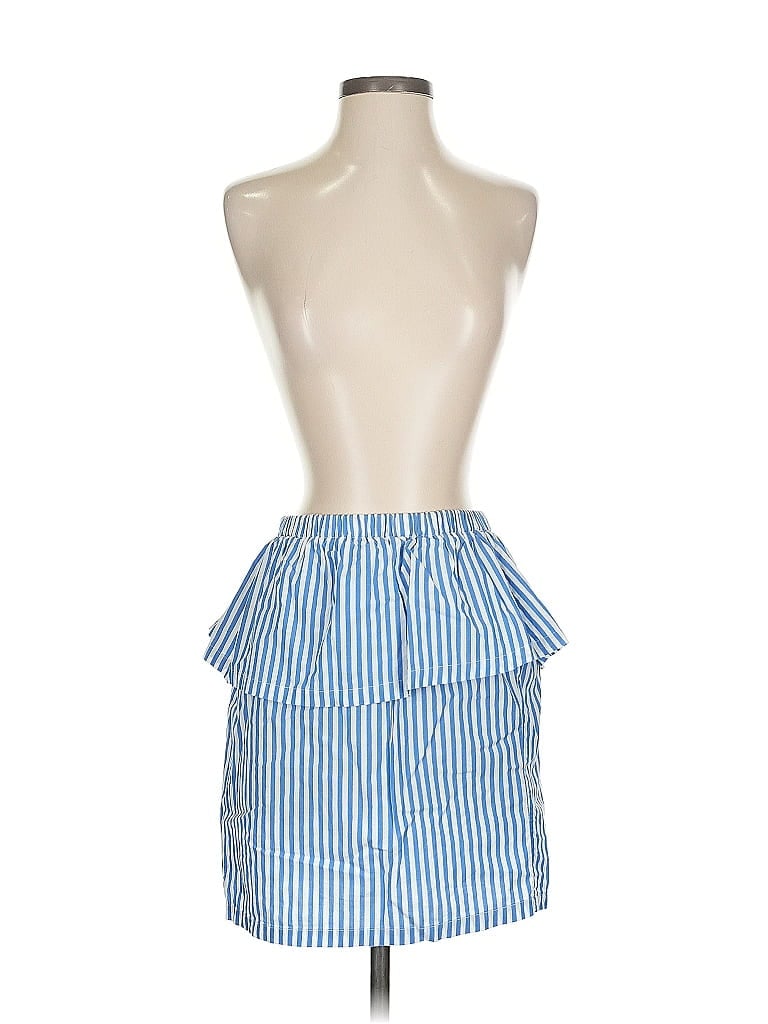 Click to view more detailed imagery on our partner's website Pre-owned H&m Sleeveless Top Blue Strapless Neckline Tops